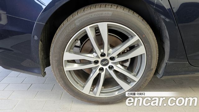 Audi A6 (C8) 45 TFSI Premium 2023 — фото 5