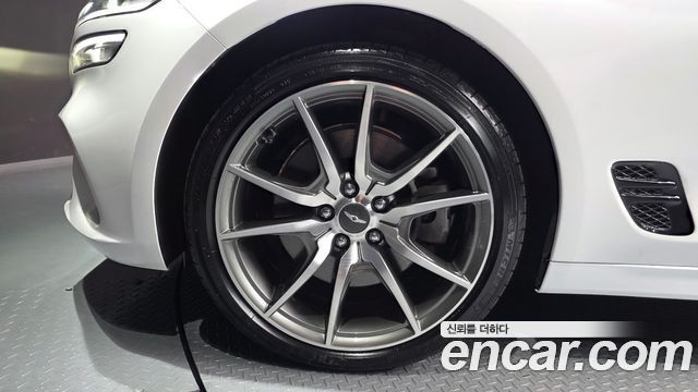 Genesis G70 Gasoline 3.3T 4WD 2023 — фото 5