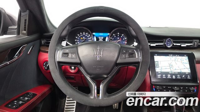 Maserati Quattroporte S Q4 3.0 V6 Granlusso 2017 — фото 13