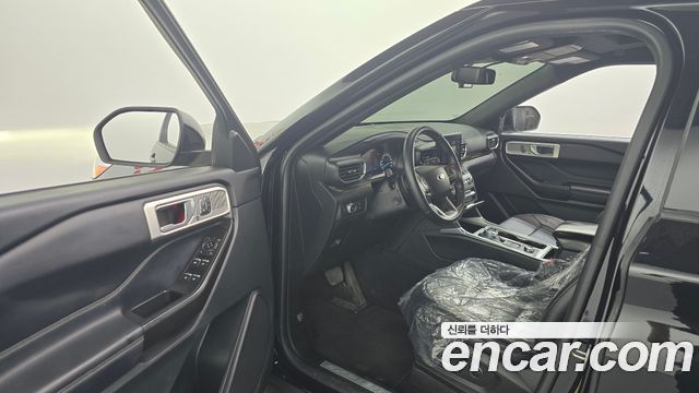 Ford Explorer (VI) 2.3 LimIted 4WD 2020 — фото 10
