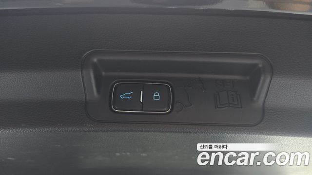 Ford Explorer (VI) 2.3 LimIted 4WD 2020 — фото 15
