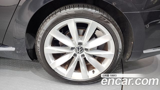 Volkswagen Arteon 2.0 TDI Prestige 2022 — фото 21