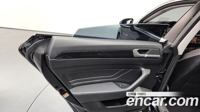 Volkswagen Arteon 2.0 TDI Prestige 2022 — фото 25