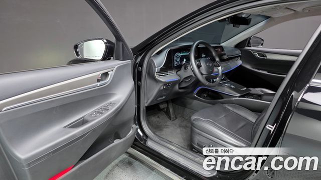 Hyundai Grandeur (IG) 2.5 Le Blanc 2023 — фото 10