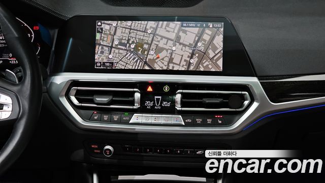 BMW 3 Series (G20) 320i Luxury 2022 — фото 13
