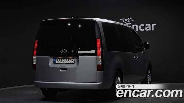 Hyundai Staria 4WD Tourer 11-Seater Modern 2022 — фото 2