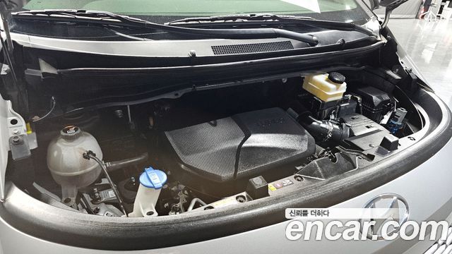 Hyundai Staria 4WD Tourer 11-Seater Modern 2022 — фото 6