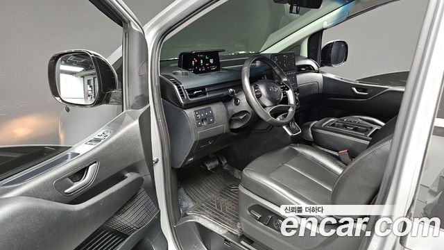 Hyundai Staria 4WD Tourer 11-Seater Modern 2022 — фото 10