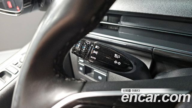 Hyundai Staria 4WD Tourer 11-Seater Modern 2022 — фото 17