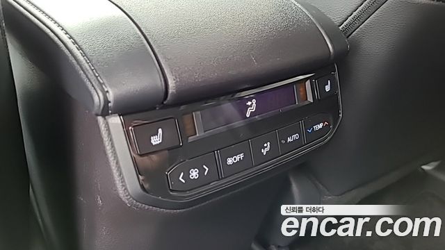Toyota Highlander (IV) 2.5 4WD Platimum 2025 — фото 19