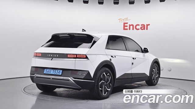 Hyundai Ioniq 5 Long range Exclusive 2022 — фото 2