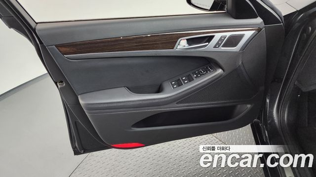 Genesis G80 3.3 GDI Luxury 2019 — фото 24