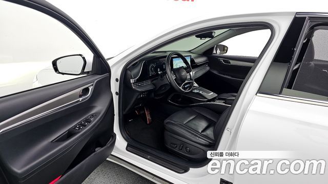Hyundai Grandeur (IG) 2.5 Le Blanc 2023 — фото 10