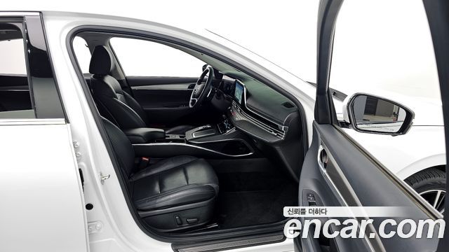Hyundai Grandeur (IG) 2.5 Le Blanc 2023 — фото 11