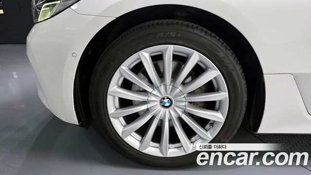 BMW 6 Series GT (G32) 630i xDrive Luxury 2023 — фото 5