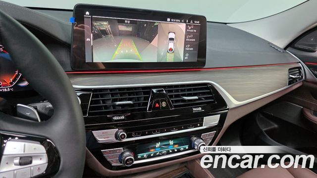 BMW 6 Series GT (G32) 630i xDrive Luxury 2023 — фото 16