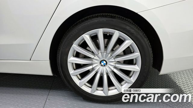 BMW 6 Series GT (G32) 630i xDrive Luxury 2023 — фото 21