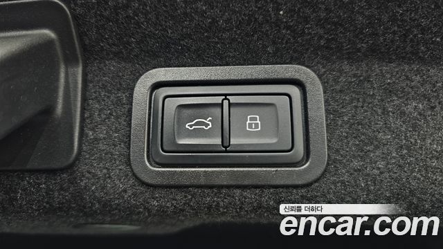 Audi A6 (C8) 40 TDI Quattro Premium 2023 — фото 17
