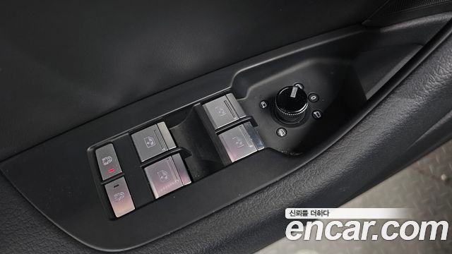 Audi A6 (C8) 40 TDI Quattro Premium 2023 — фото 20