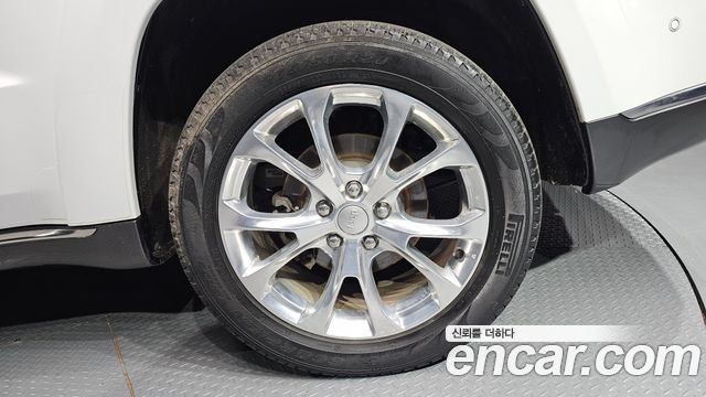 Jeep Grand Cherokee 3.6 Summit WK2 2020 — фото 27