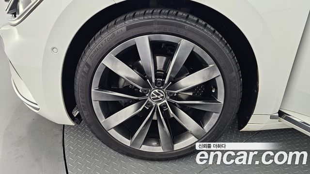 Volkswagen Arteon 2.0 TDI Prestige 2022 — фото 5