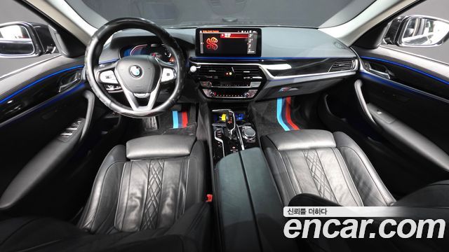 BMW 5 Series (G30) 523d Luxury 2021 — фото 7