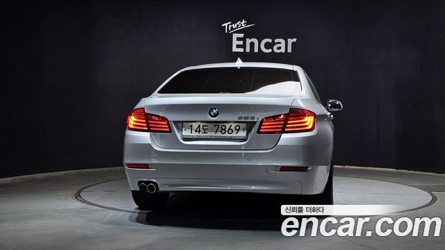 BMW 5 Series (F10) 528i 2014 — фото 4