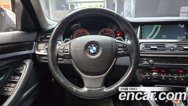 BMW 5 Series (F10) 528i 2014 — фото 13