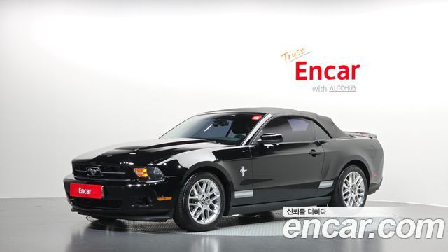 Ford Mustang Convertible