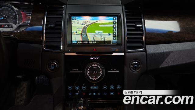 Ford Taurus 2.0 Limited EcoBoost 6th 2015 — фото 14