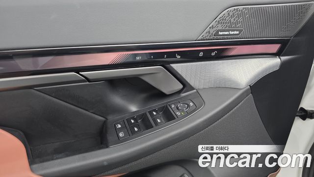 BMW 5 Series (G60) 530i xDrive M Sport 2025 — фото 14