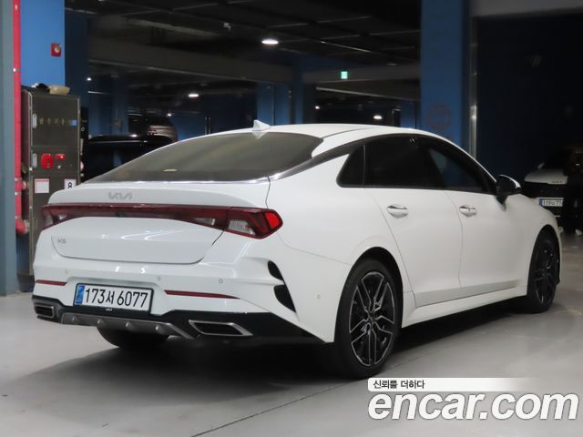 Kia K5 (III) 1.6 Turbo Signature 2023 — фото 4