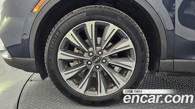 Lincoln Corsair 2.0 Reserve AWD 2020 — фото 5
