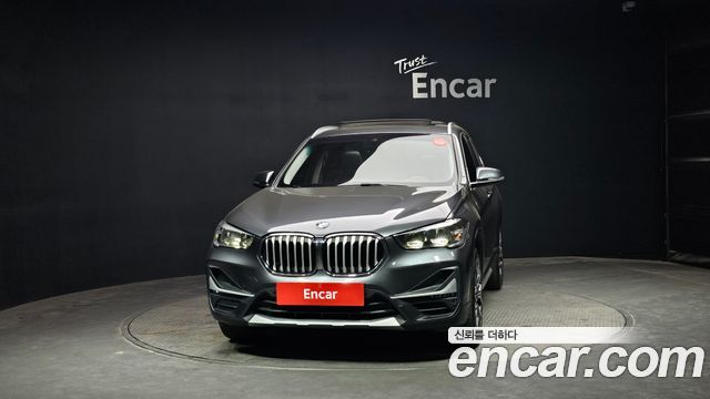 BMW X1 (F48) xDrive 20i xLine 2022 — фото 3