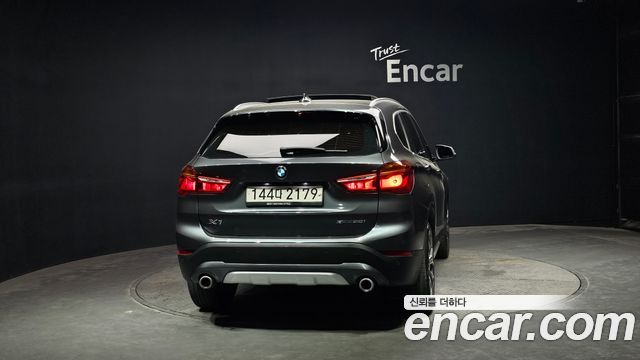 BMW X1 (F48) xDrive 20i xLine 2022 — фото 4