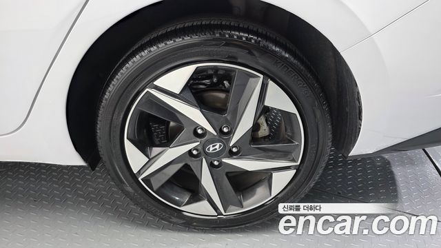 Hyundai Avante (CN7) 1.6 Inspiration 2022 — фото 21