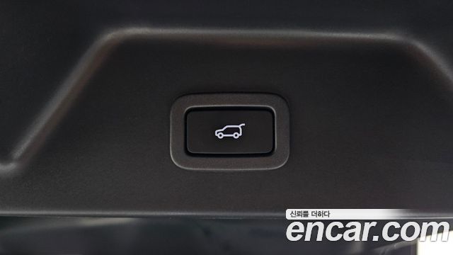 Land Rover Range Rover (IV) 5.0 SC SV AB Dynamic SWB 2019 — фото 20