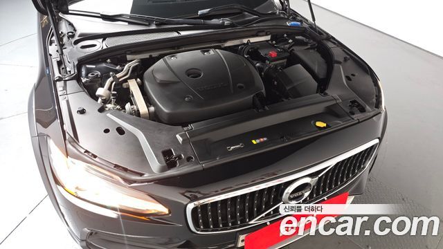 Volvo V90 Cross Country T5 AWD 2018 — фото 6