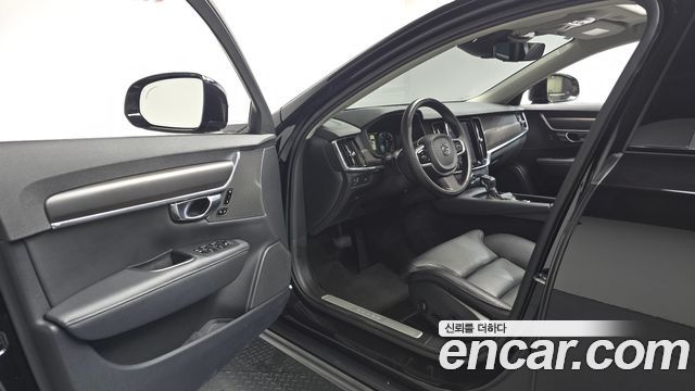 Volvo V90 Cross Country T5 AWD 2018 — фото 10