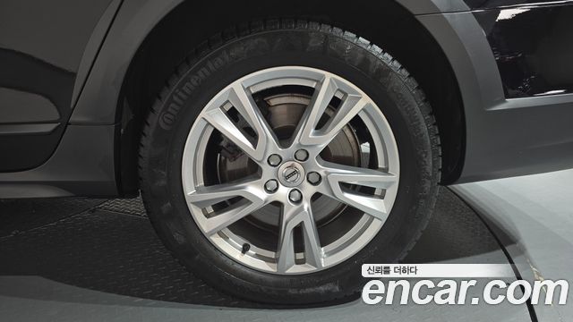 Volvo V90 Cross Country T5 AWD 2018 — фото 21