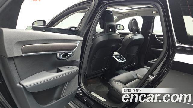Volvo V90 Cross Country T5 AWD 2018 — фото 26