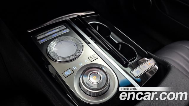 Genesis G80 (RG3) Gasoline 2.5 Turbo AWD 2022 — фото 9
