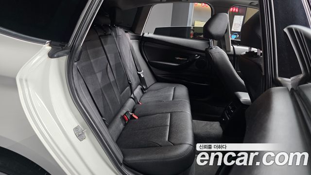 BMW 3 Series GT (F34) GT 320d xDrive 2020 — фото 12