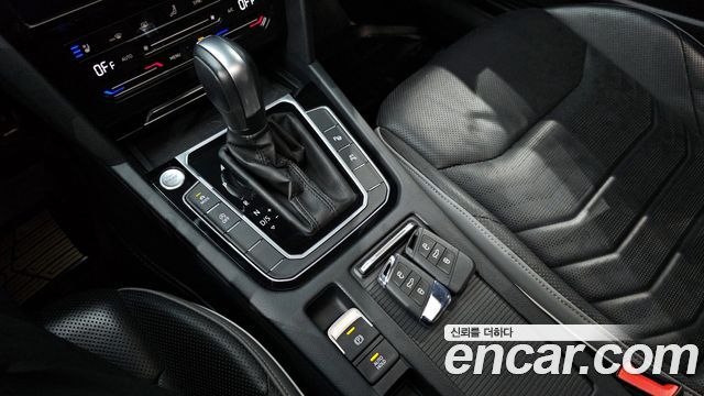 Volkswagen Arteon 2.0 TDI Prestige 2023 — фото 9
