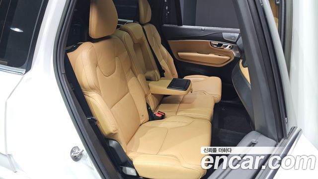 Volvo XC90 (II) B6 Ultimate Bright 2023 — фото 15