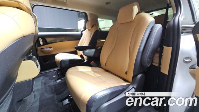 Kia Carnival (IV) Diesel 9-Seater Prestige 2023 — фото 13