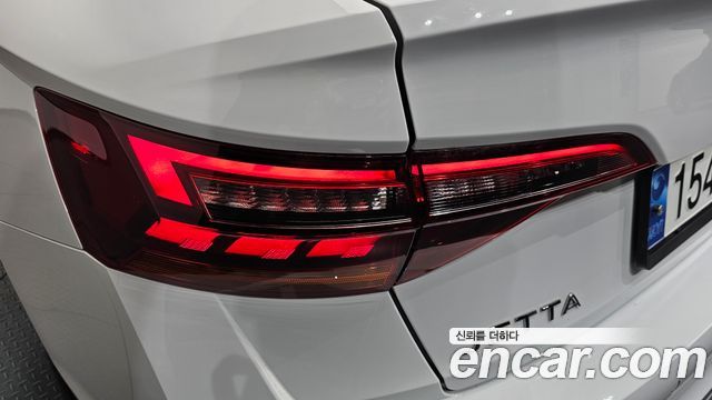 Volkswagen Jetta (VII) 1.5 TSI Prestige 2023 — фото 23