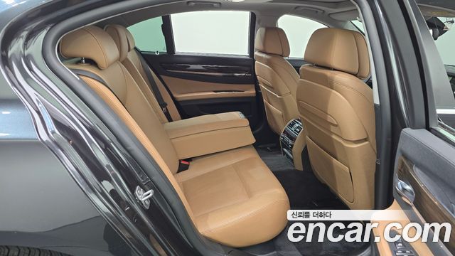 BMW 7 Series (F01) 740d xDrive 2014 — фото 11
