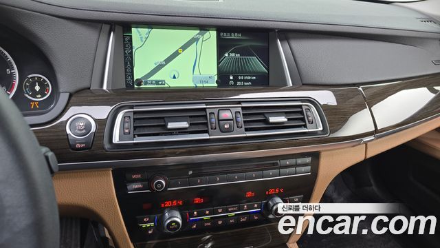 BMW 7 Series (F01) 740d xDrive 2014 — фото 12