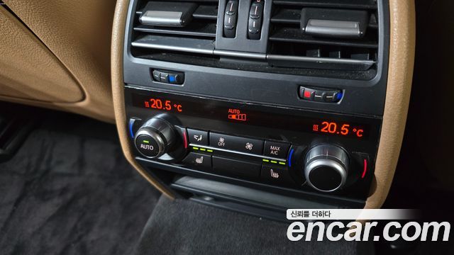 BMW 7 Series (F01) 740d xDrive 2014 — фото 16